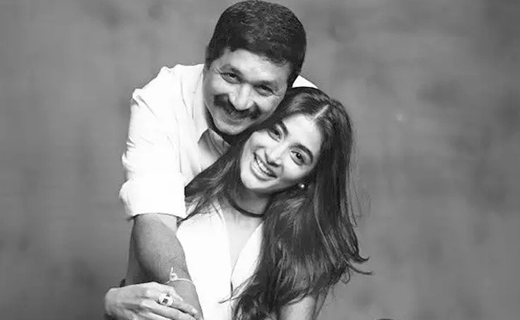 Father's Day 2024: Actress With Their Father Beautiful Photos10