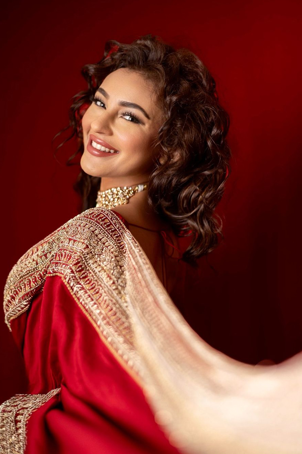 Seerat Kapoor Shines Like A Queen In Red Saree7