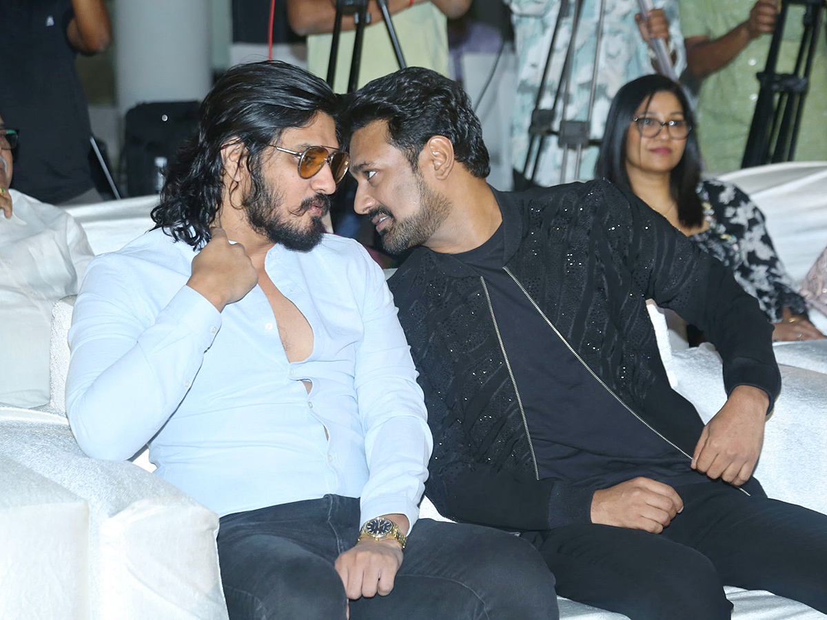 Varun Sandesh Ninda Movie Pre Release Event Photos13