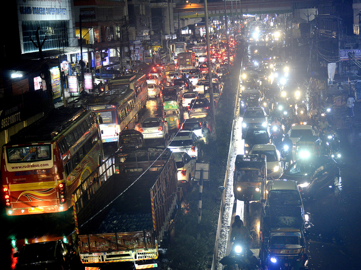 heavy rain in vijayawada photos 1