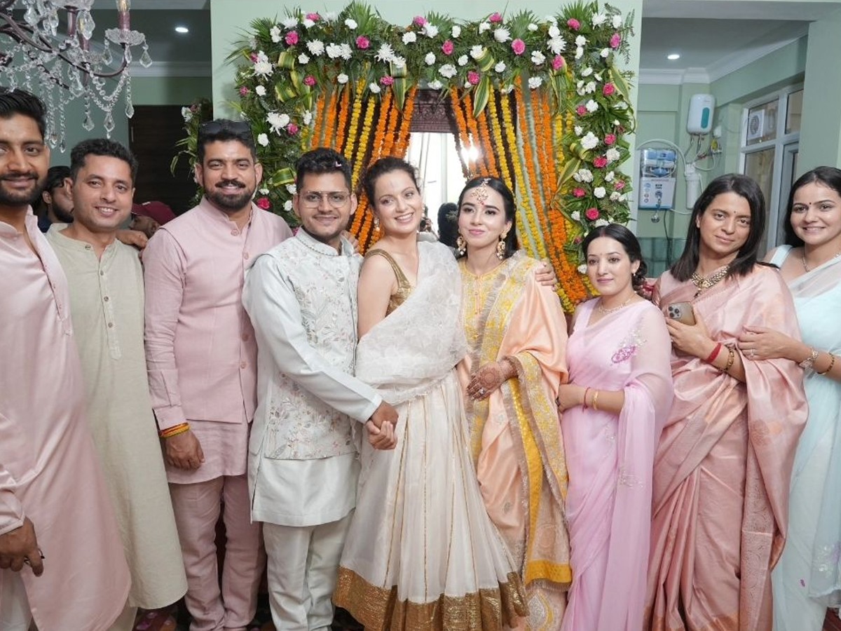 Kangana Costliest Gift To Newly Married Cousin Varun Ranaut Photos Viral10