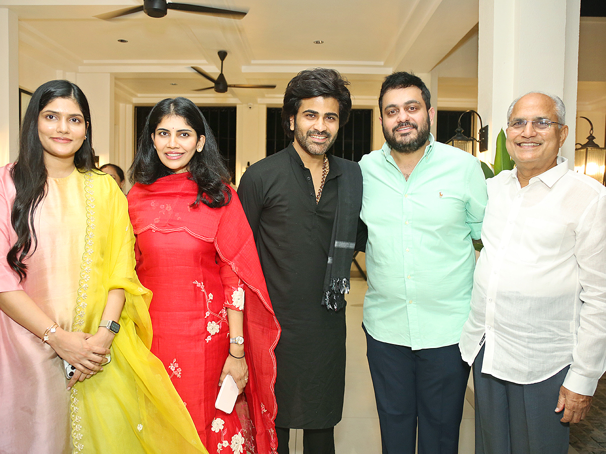 Sharwanand To Launch His Brother Ajay Mineni New Restaurant Beenz21