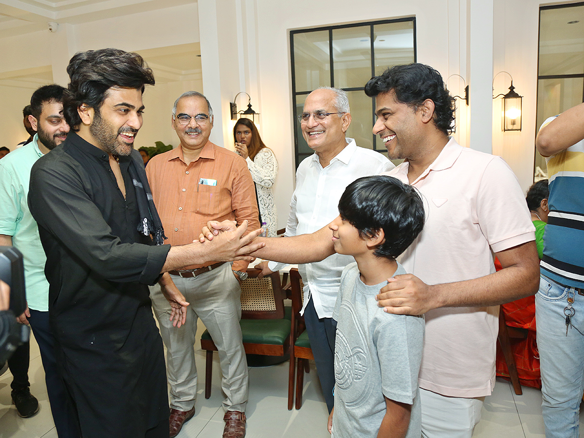 Sharwanand To Launch His Brother Ajay Mineni New Restaurant Beenz6