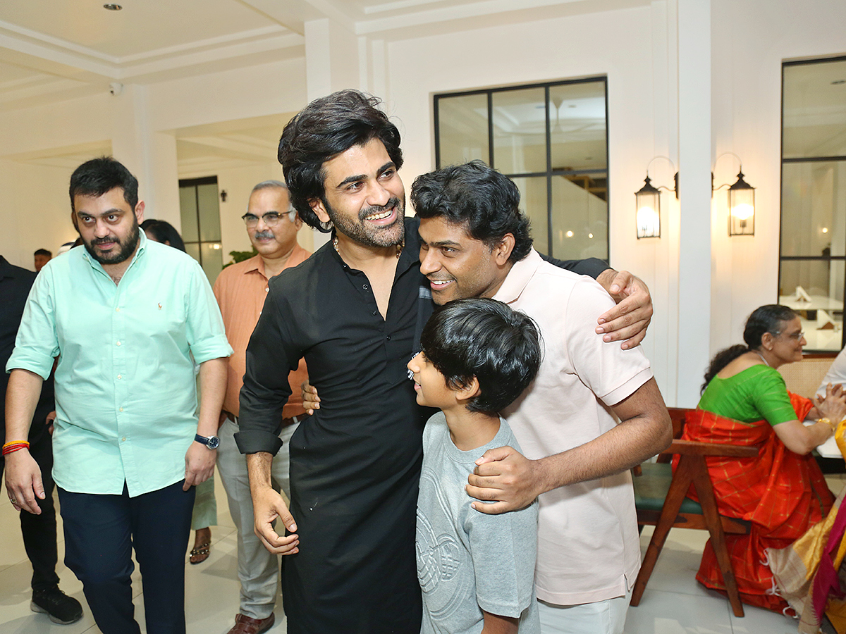 Sharwanand To Launch His Brother Ajay Mineni New Restaurant Beenz8