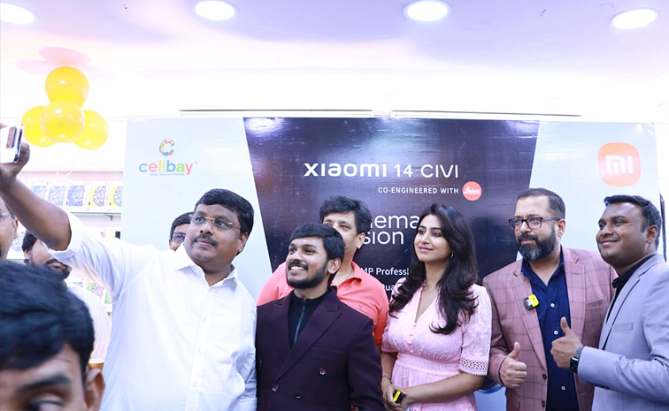 Actress Varshini Launch Cellbay Store At Gachibowli: Photos2