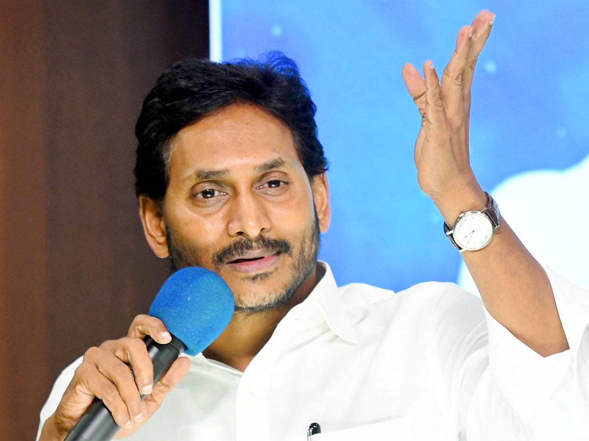 YS Jagan Key Meeting With YSRCP Leaders At Tadepalli Photos6