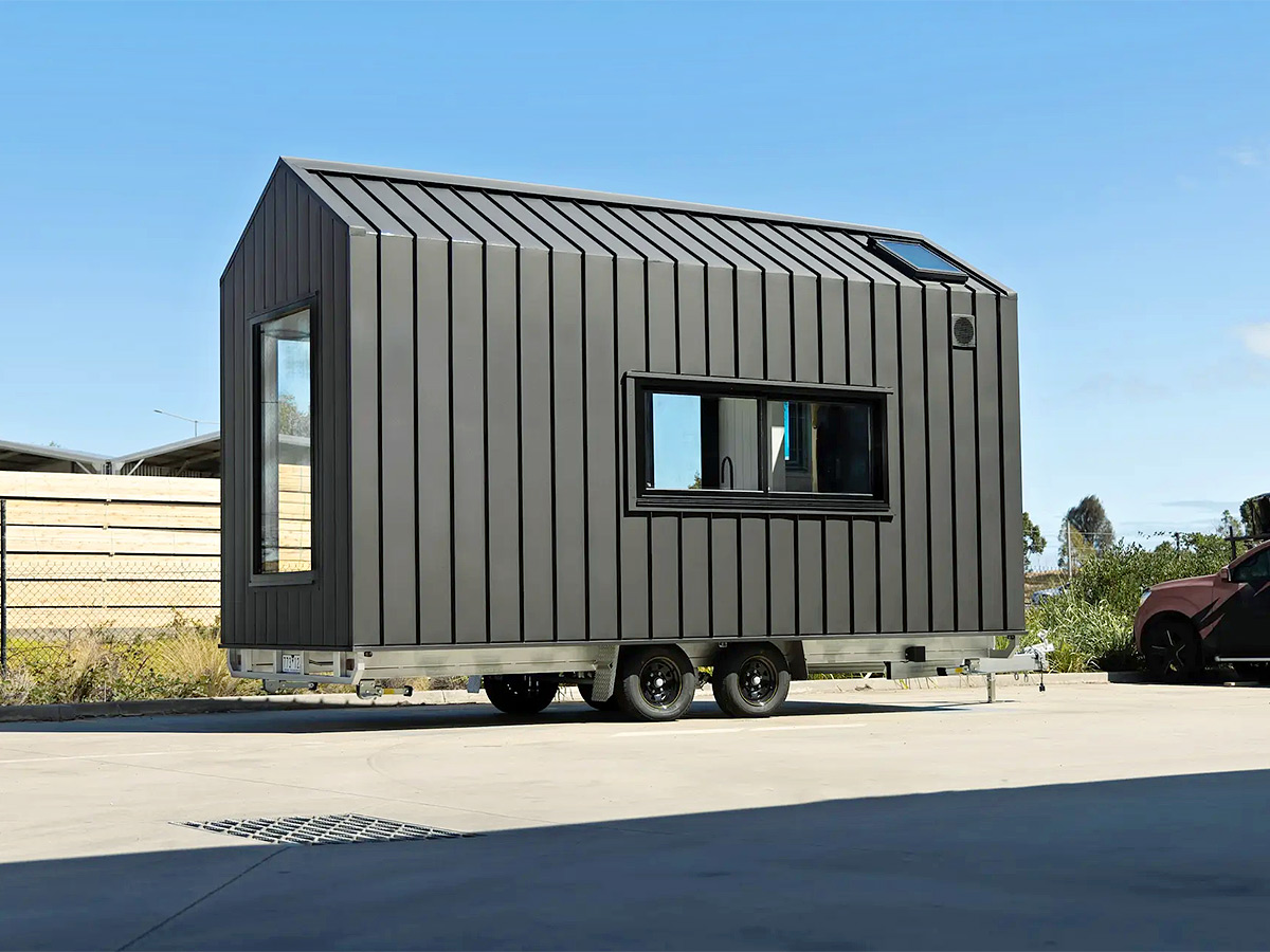 Tiny houses moving from one place to another4