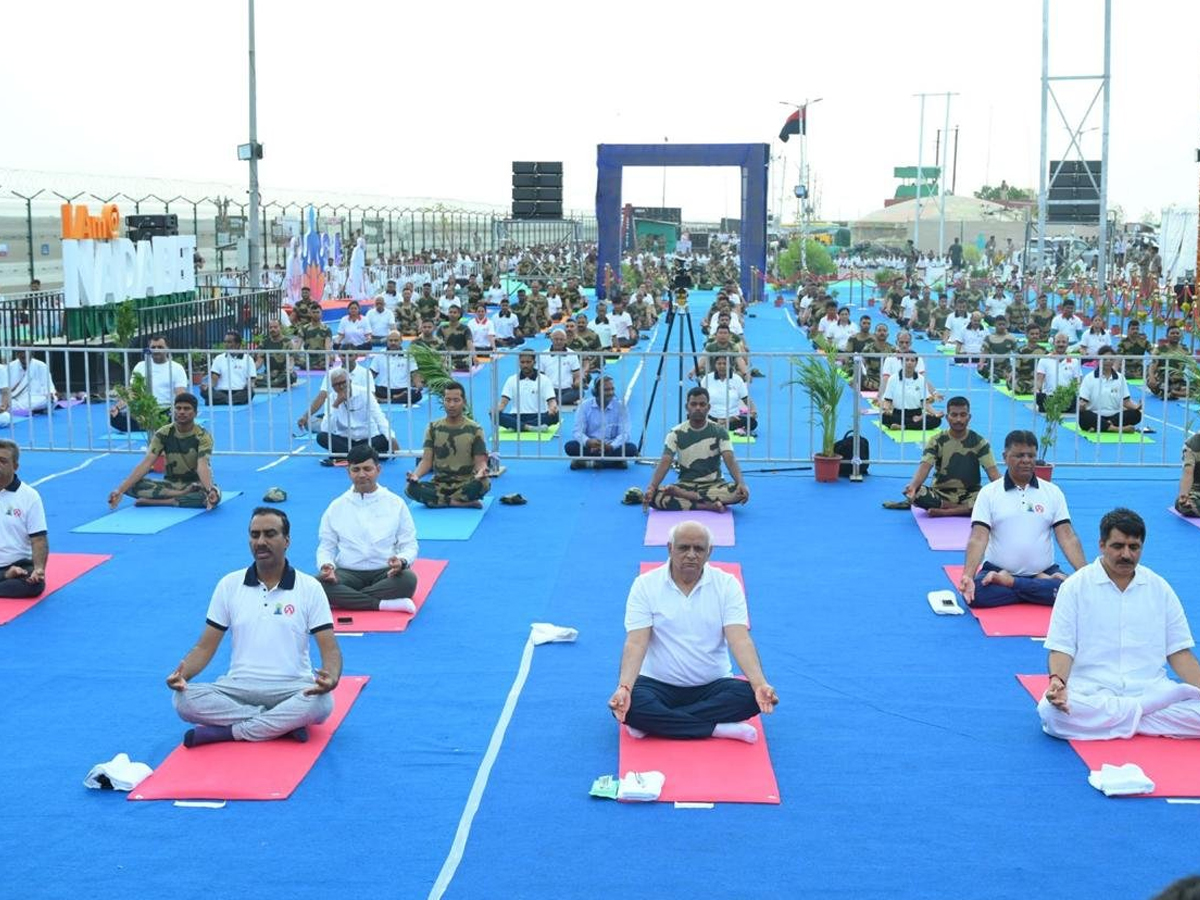 International Yoga day 2024 Yoga Poses Of Celebrities23