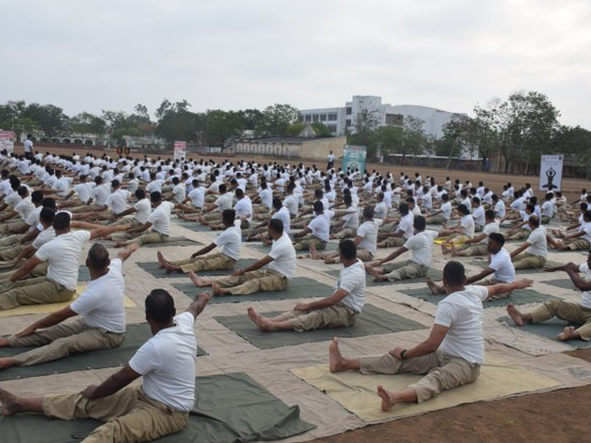 International Yoga day 2024 Yoga Poses Of Celebrities26