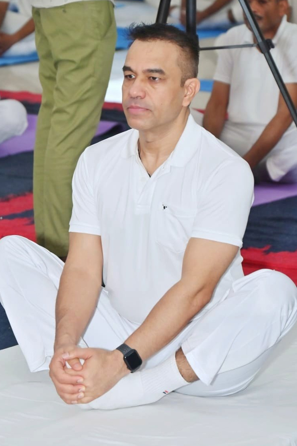 International Yoga day 2024 Yoga Poses Of Celebrities31