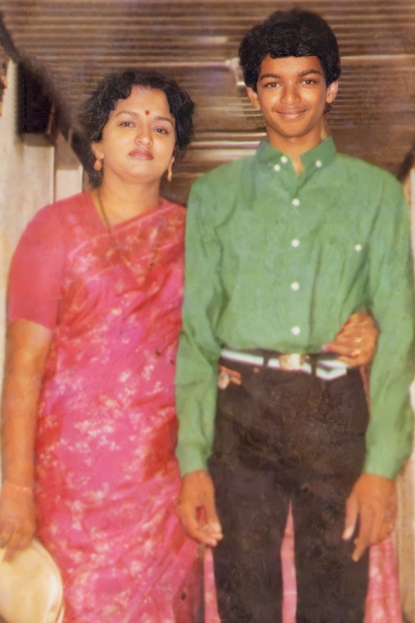 Thalapathy Vijay Birthday Special Rare And Unseen Photos12