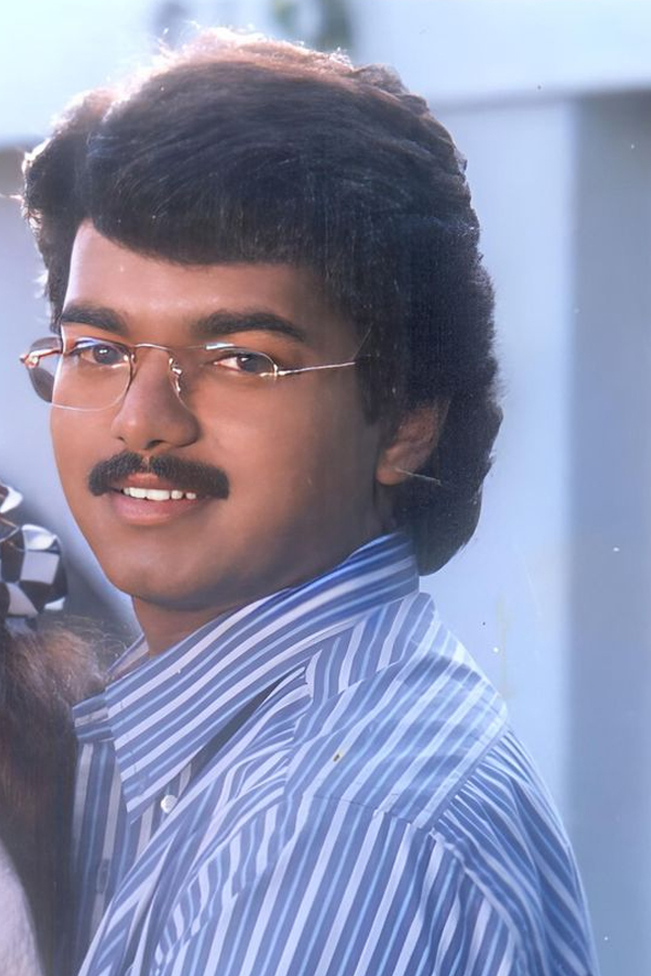 Thalapathy Vijay Birthday Special Rare And Unseen Photos19