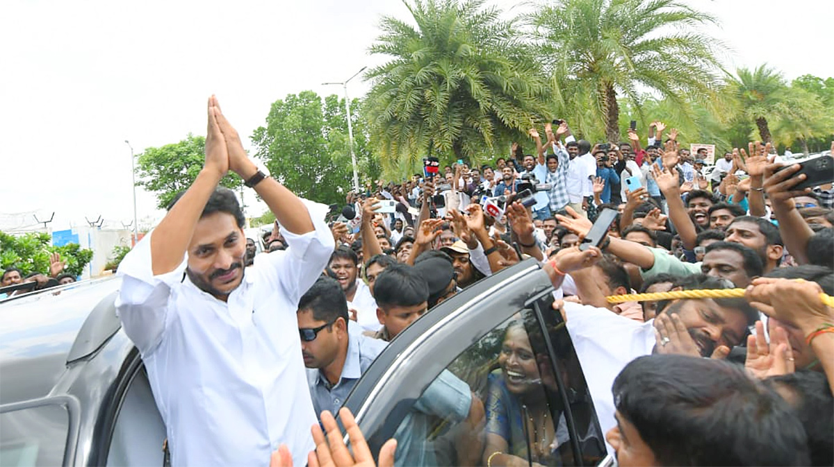 YS Jagan In Pulivendula Photos1