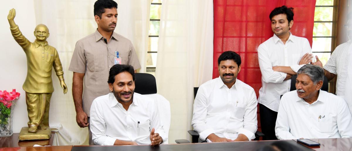 YS Jagan Mohan Reddy At Pulivendula Photos4