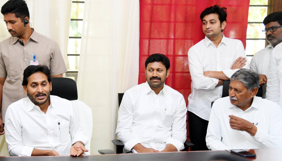 YS Jagan Mohan Reddy At Pulivendula Photos5