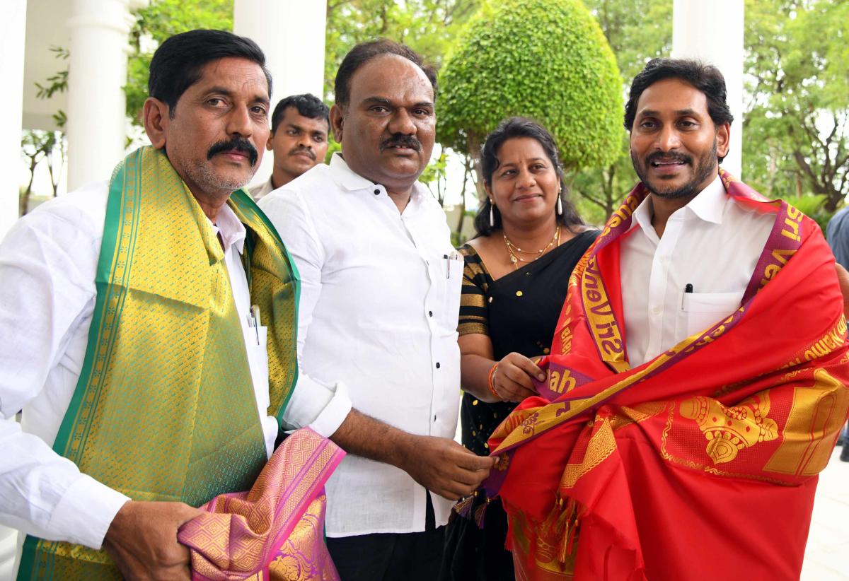 YS Jagan Mohan Reddy At Pulivendula Photos17