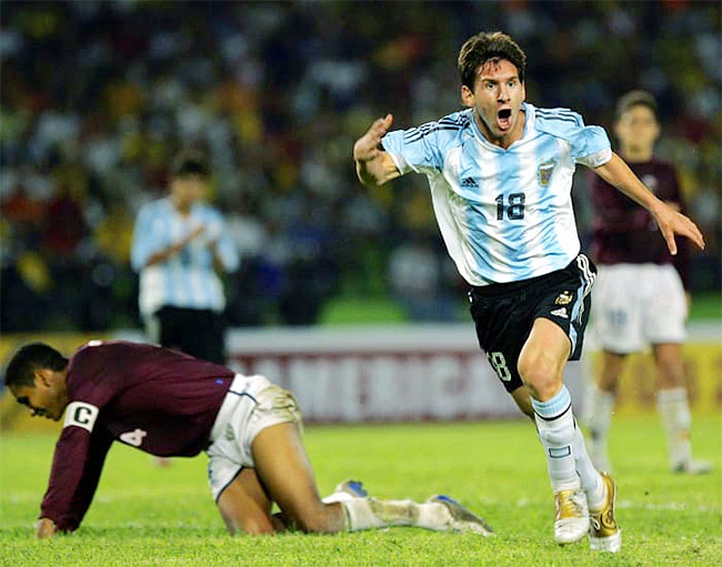 Football Player Lionel Messi Rare and Unseen Photos15