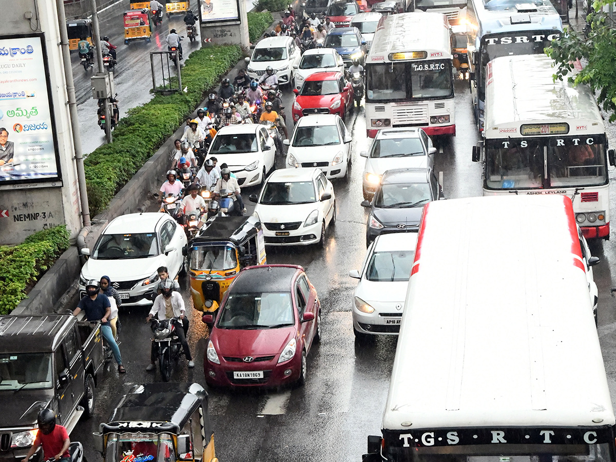 Heavy Rains In Hyderabad Photos13