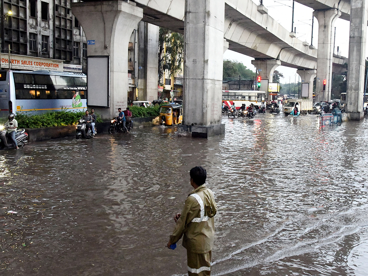 Heavy Rains In Hyderabad Photos15