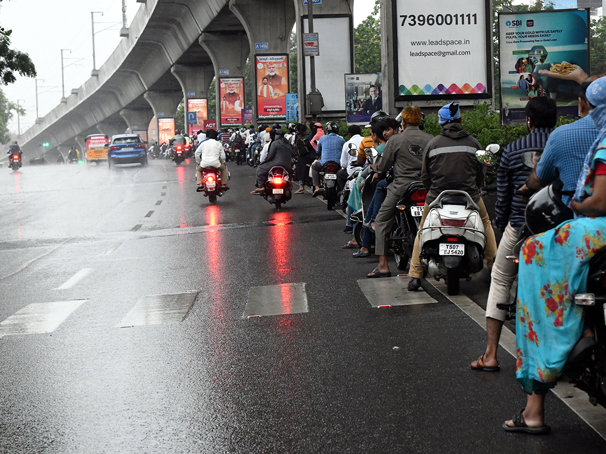 Heavy Rains In Hyderabad Photos17