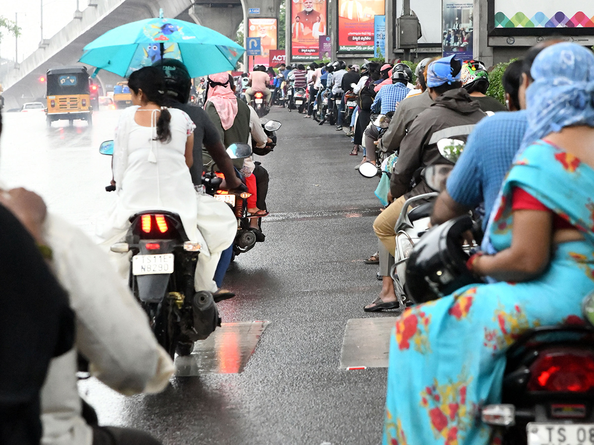 Heavy Rains In Hyderabad Photos18