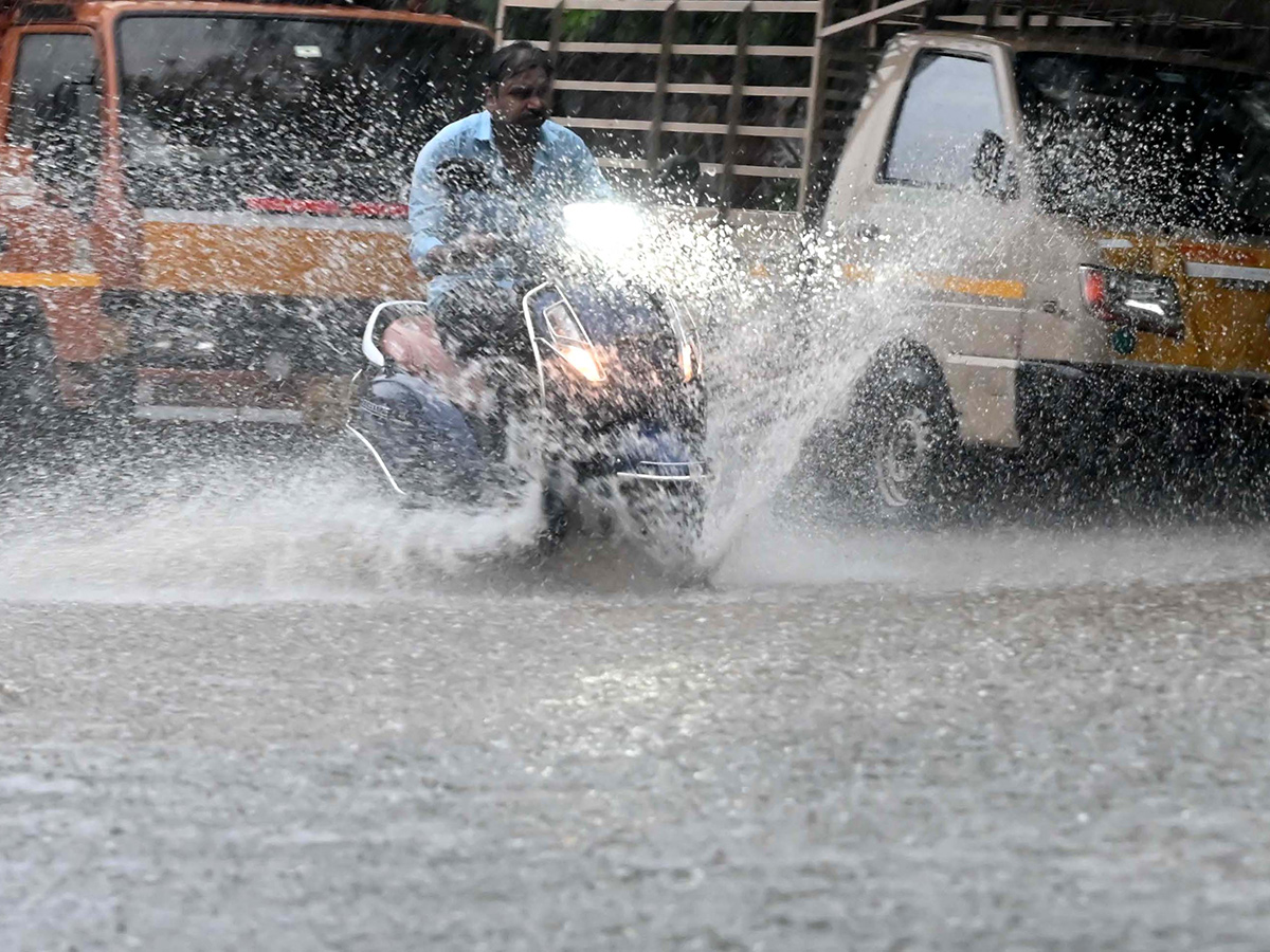 Heavy Rains In Hyderabad Photos2