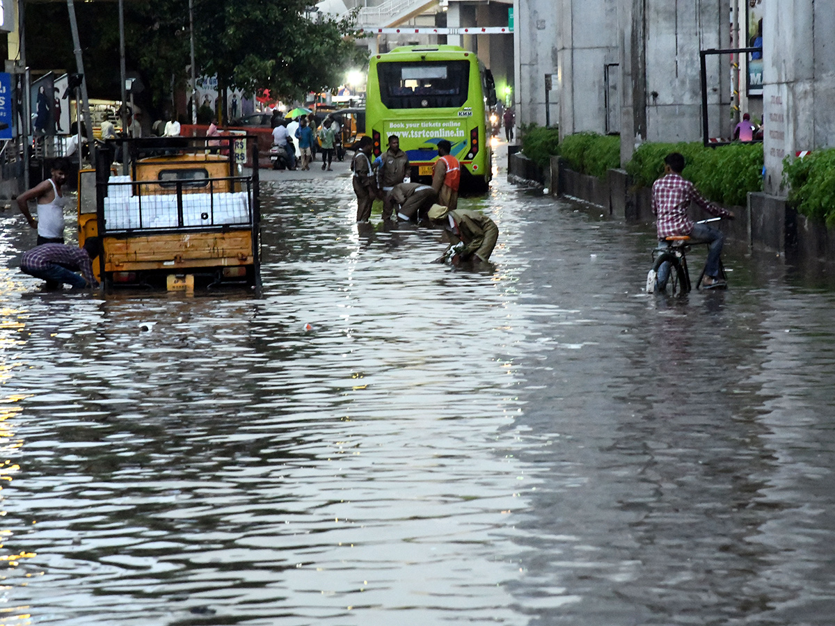 Heavy Rains In Hyderabad Photos6