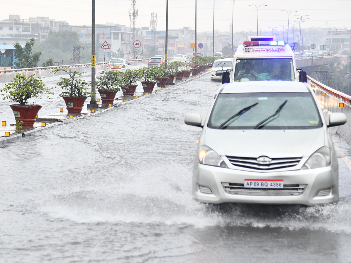 Heavy Rains In Hyderabad Photos9