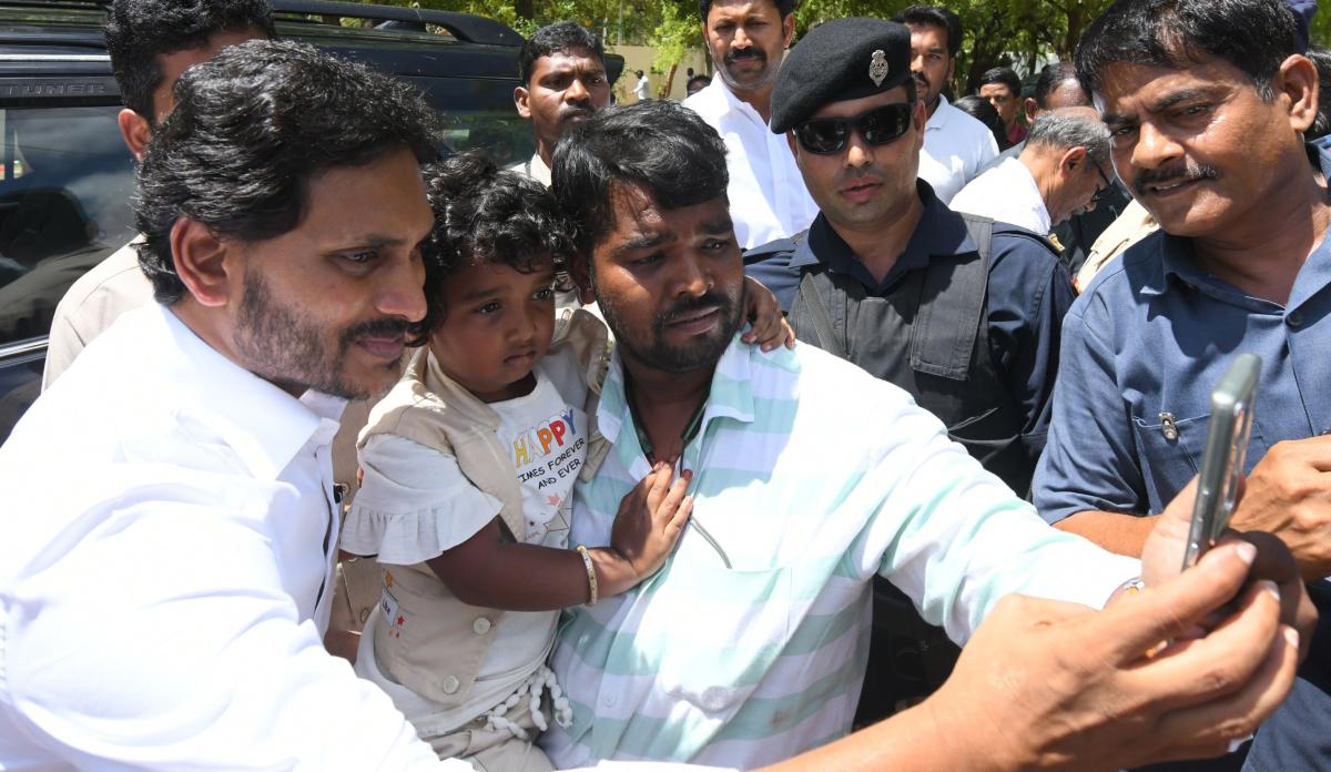 YS Jagan At Pulivendula Photos1