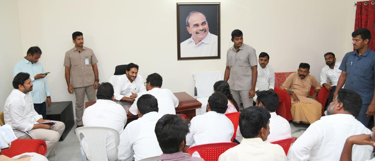 YS Jagan At Pulivendula Photos2