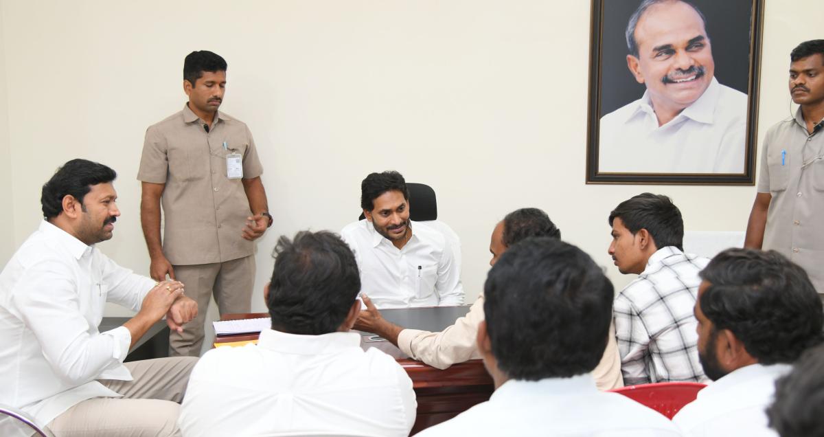 YS Jagan At Pulivendula Photos3