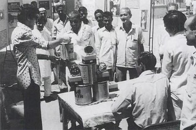 50 years of india Emergency Photos16