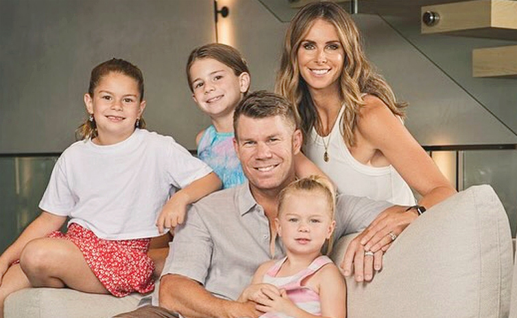 David Warner Retires International Cricket After Australia T20 World Cup Exit.. Have you seen the beautiful family? Photos13