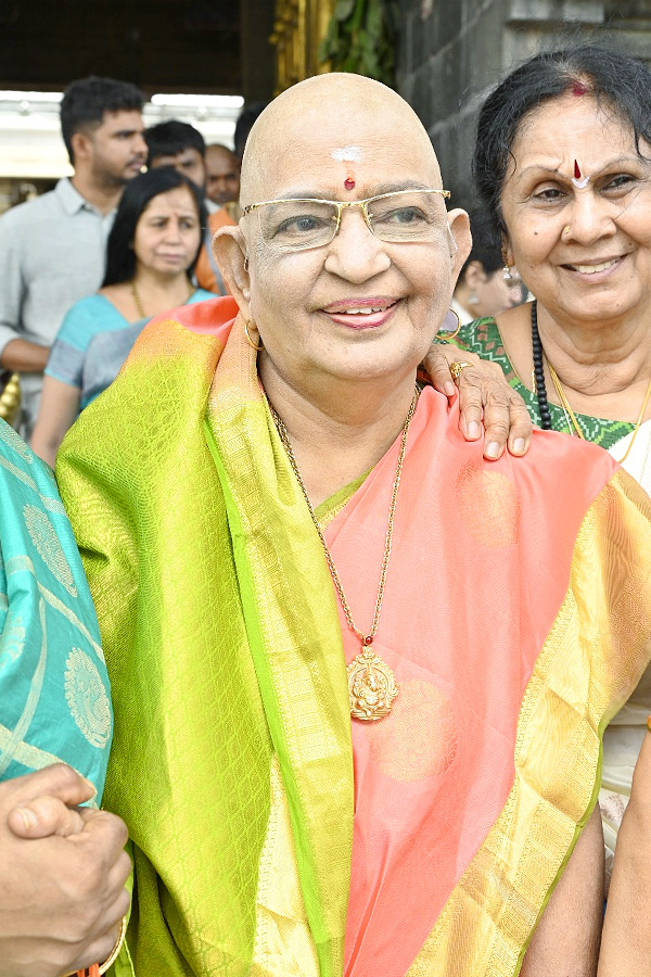 Tollywood Celebrities And Actress Sreeleela Visit Tirumala Temple Photos 21