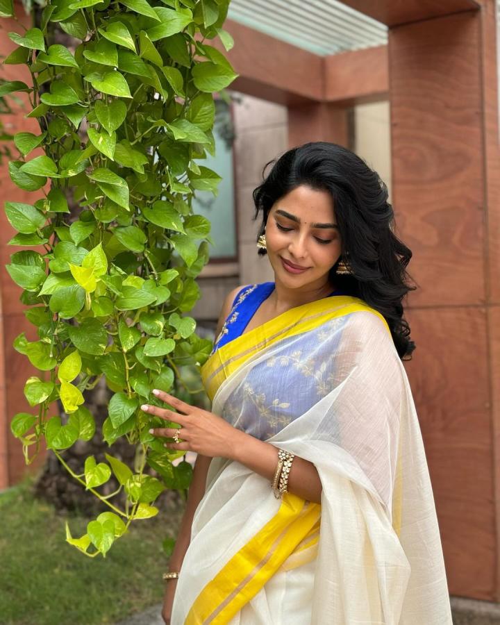 Aishwarya Lekshmi Latest Green Saree Photos Goes Viral In Social Media5