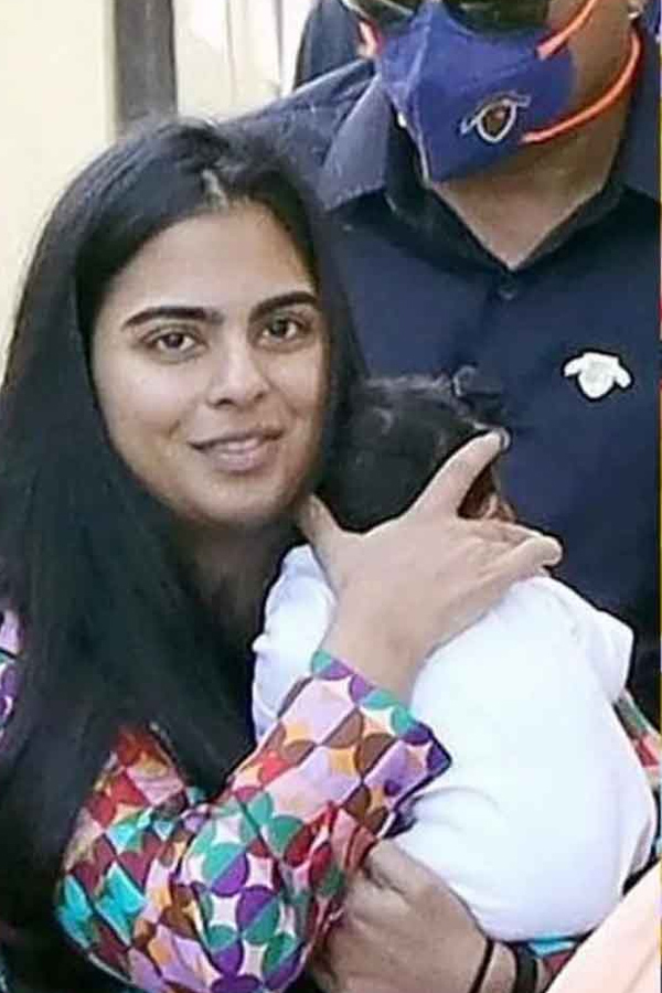 Isha Ambani says she had twins through IVF: Photos6