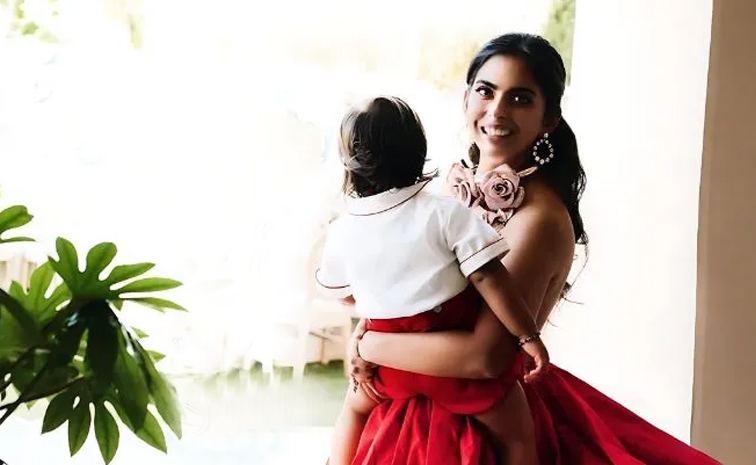 Isha Ambani says she had twins through IVF: Photos10