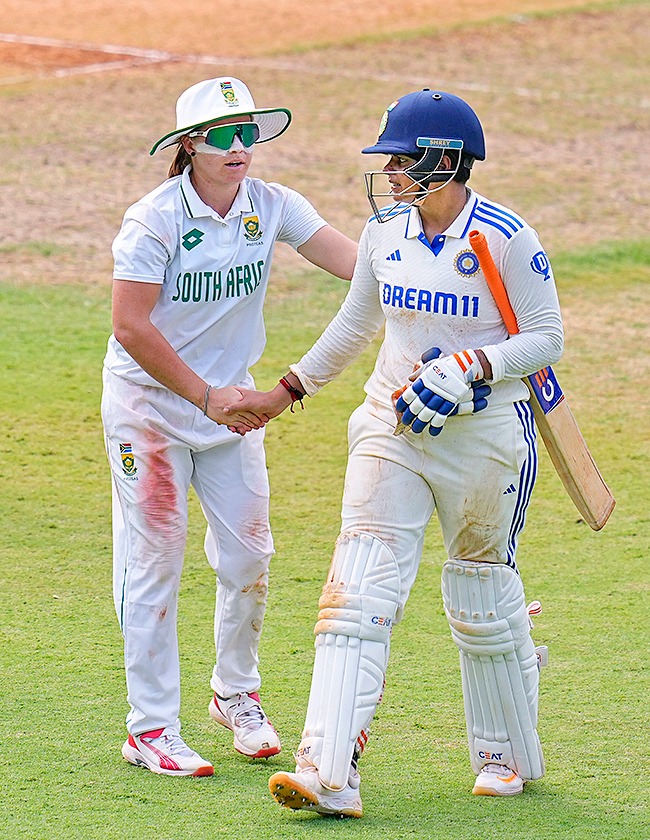 IND-W Vs SA-W Test Cricket Match Photos9