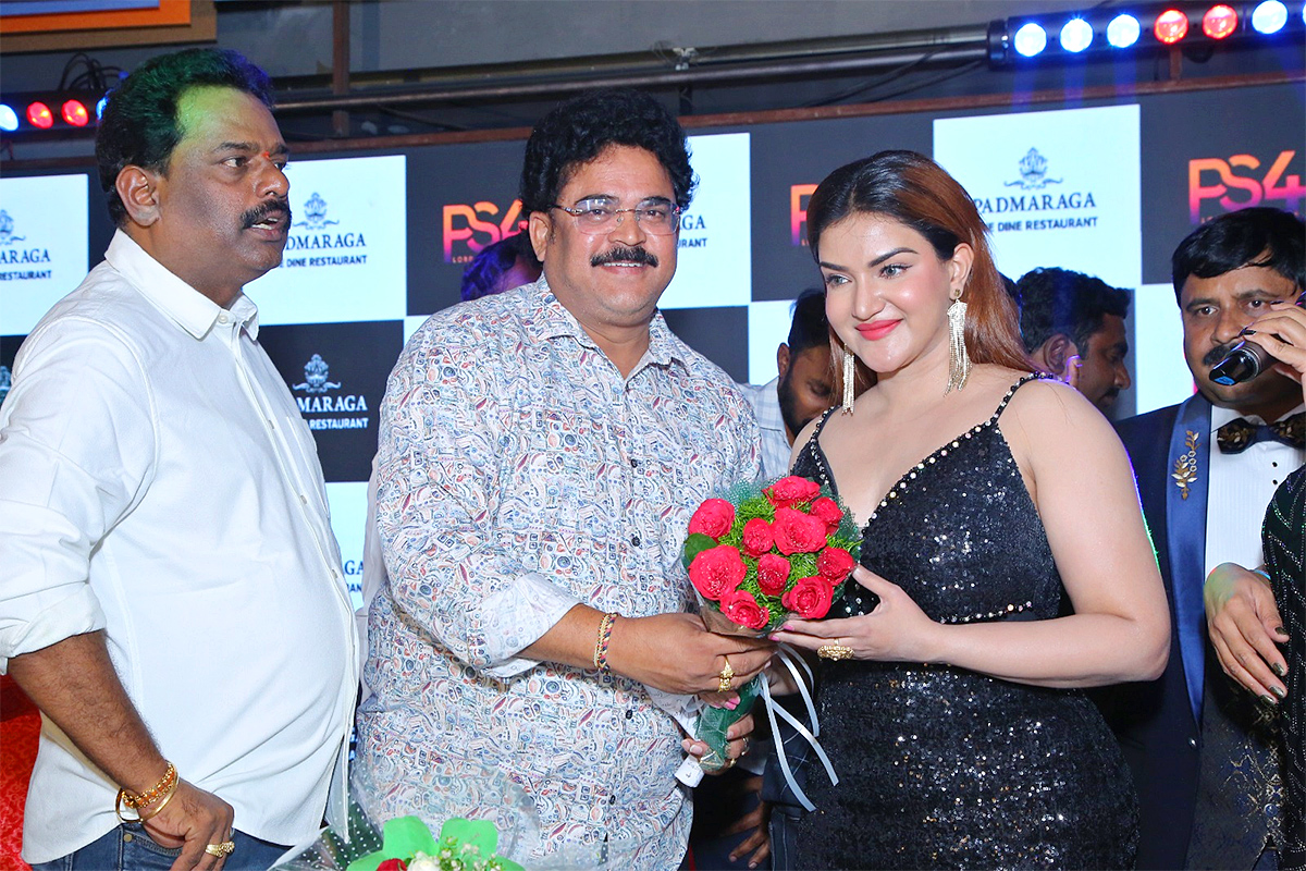 Actress Honey Rose Launches Restaurant at Kondapur8