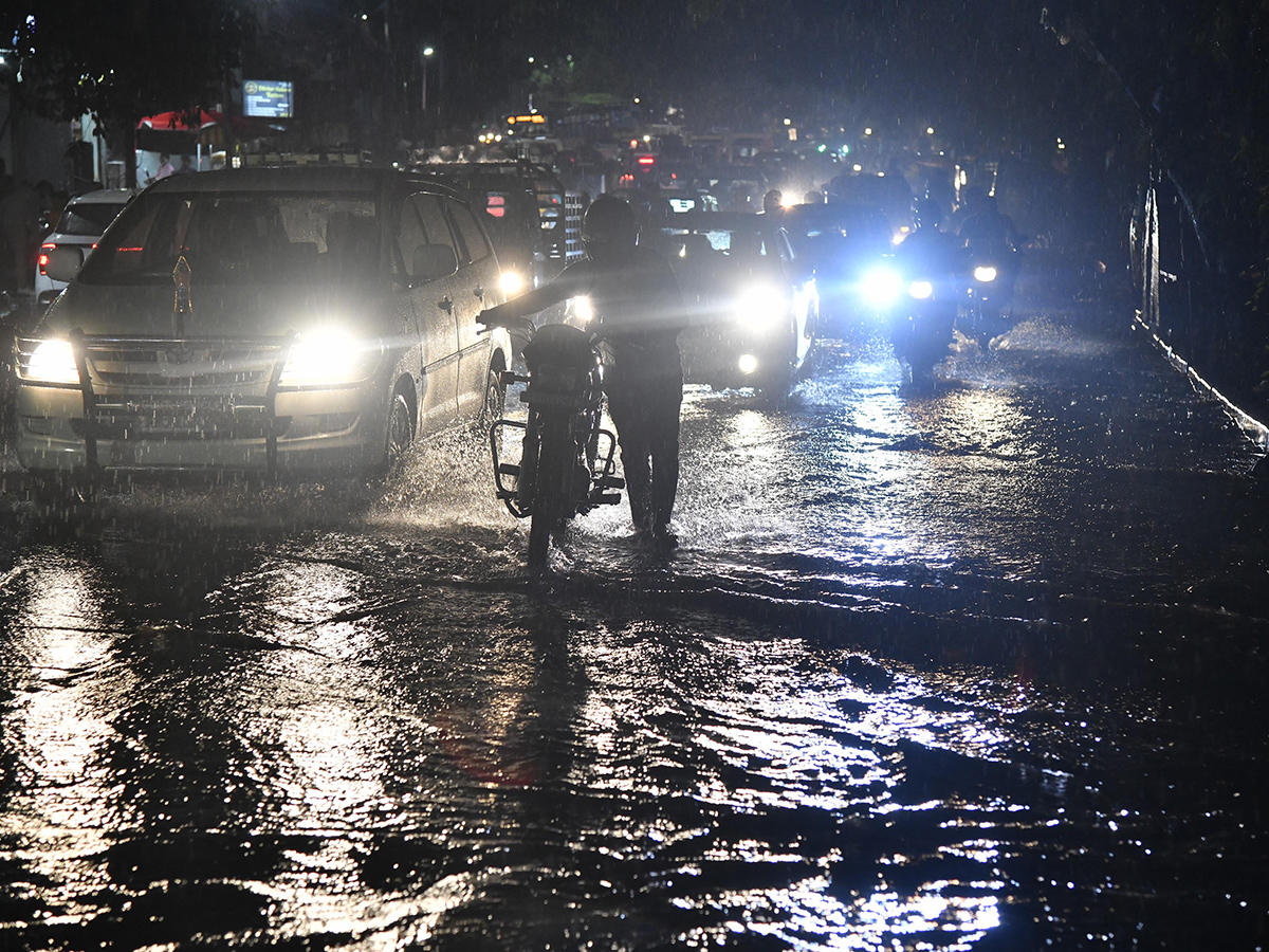 Heavy Rains In Hyderabad Photos2