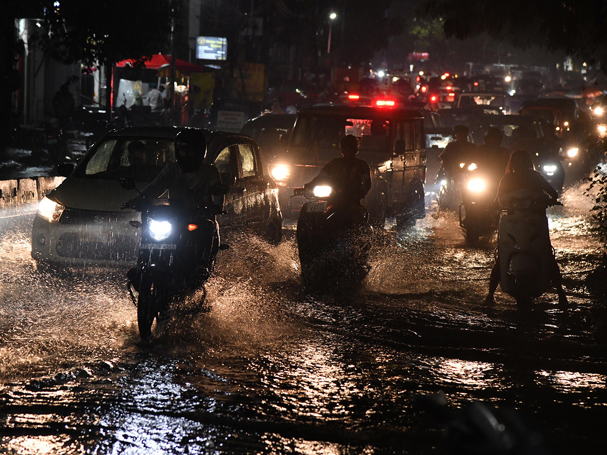 Heavy Rains In Hyderabad Photos8