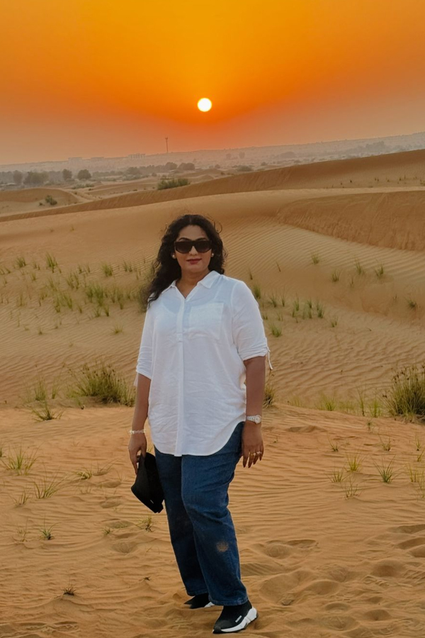 Actress Shyamala Devi Vacation In Dubai Photos Viral5