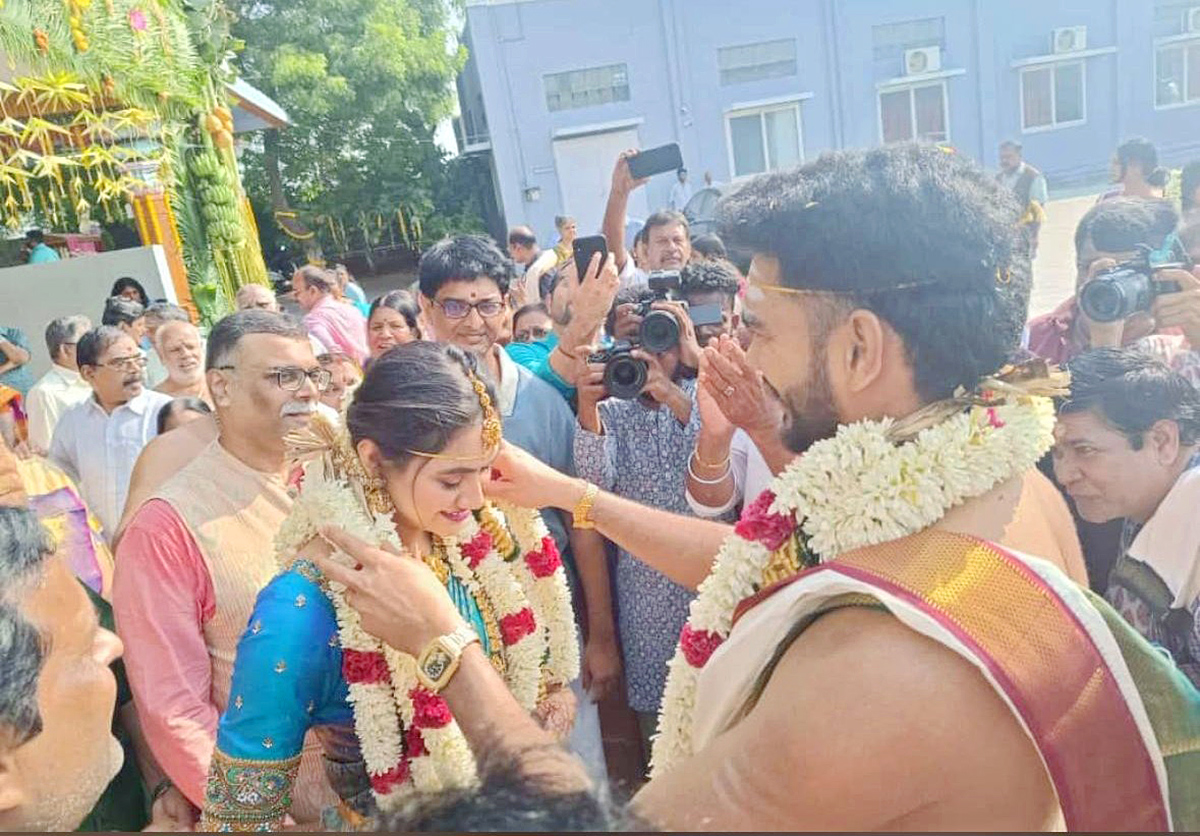 Venkatesh Iyer gets married to Shruti Raghunathan photos go viral4