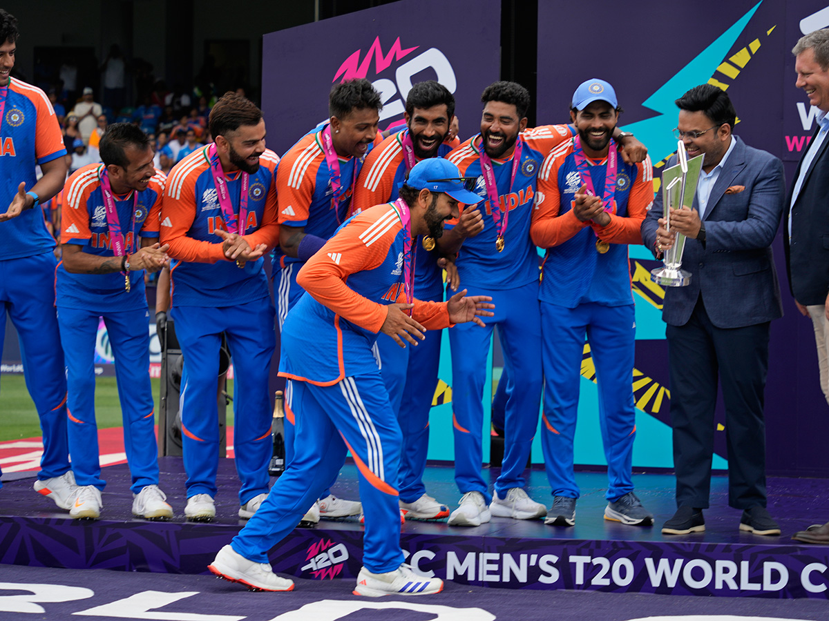 india wins t20 world cup indian players emotional moments photos42