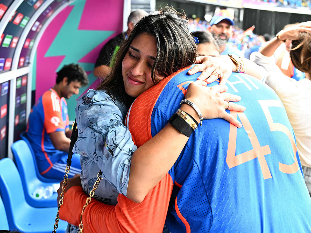 india wins t20 world cup indian players emotional moments photos12