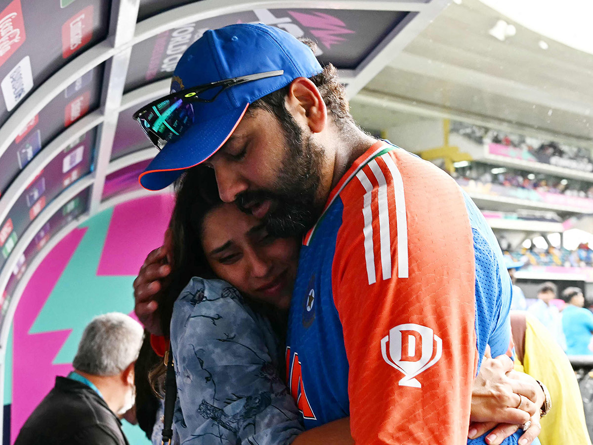 india wins t20 world cup indian players emotional moments photos24