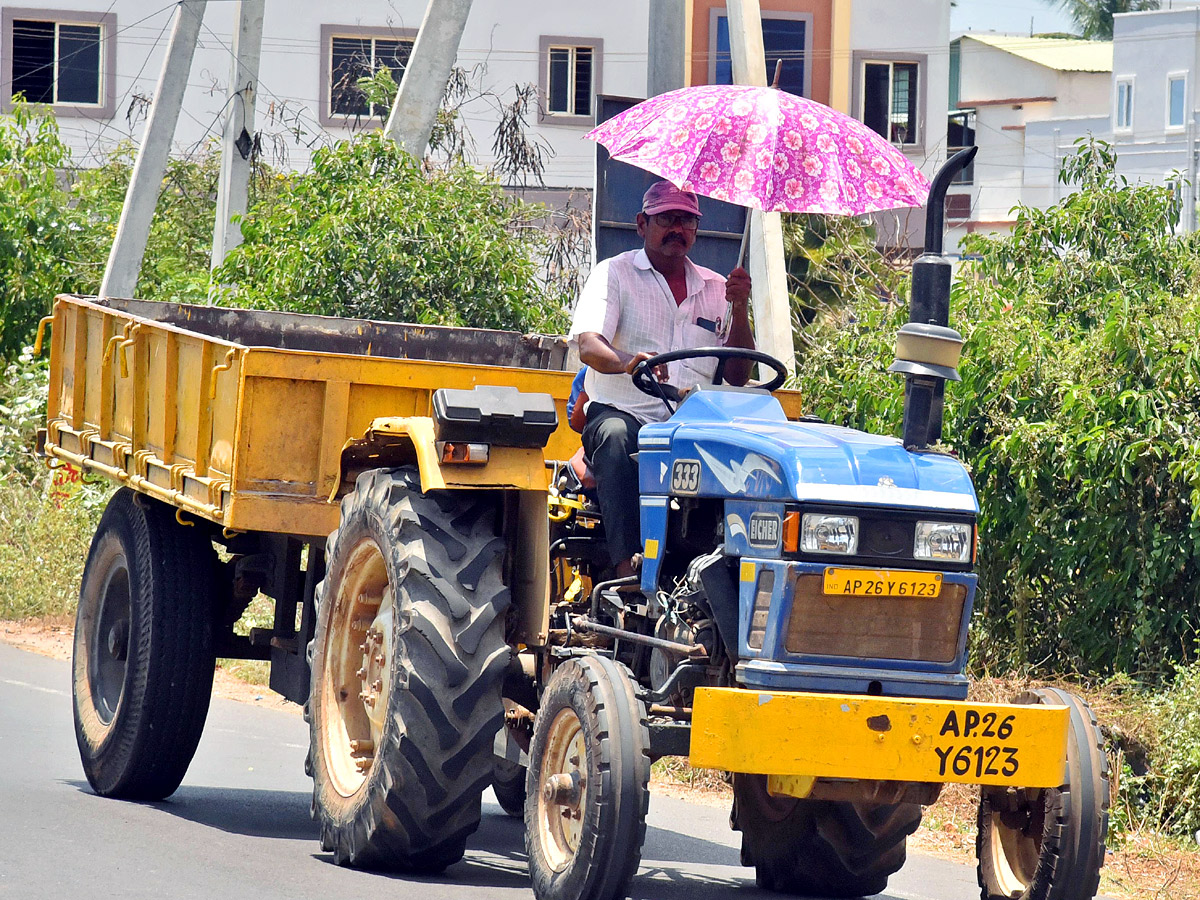  Best Photos of The Day in AP and Telangana Photo Gallery11