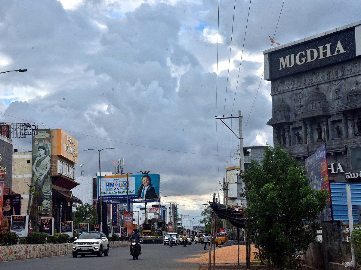  Best Photos of The Day in AP and Telangana Photo Gallery1