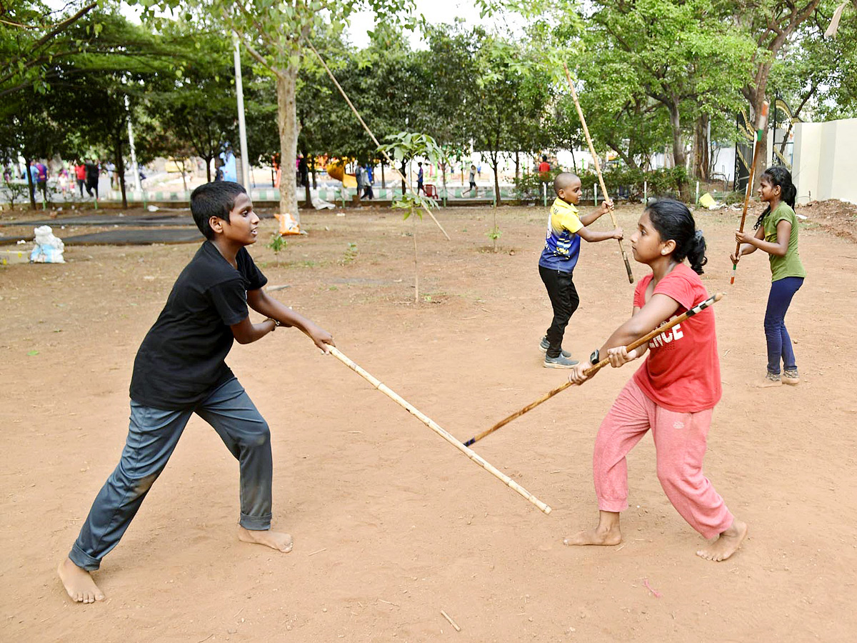 Best Photos of The Day in AP and Telangana Photo Gallery12