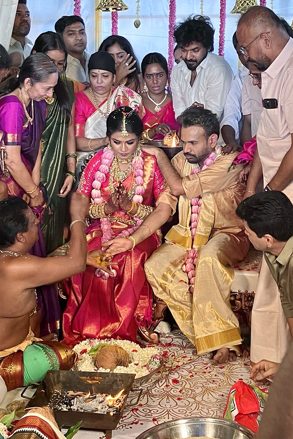 Actor Premgi Amaren gets married to longtime Photos16